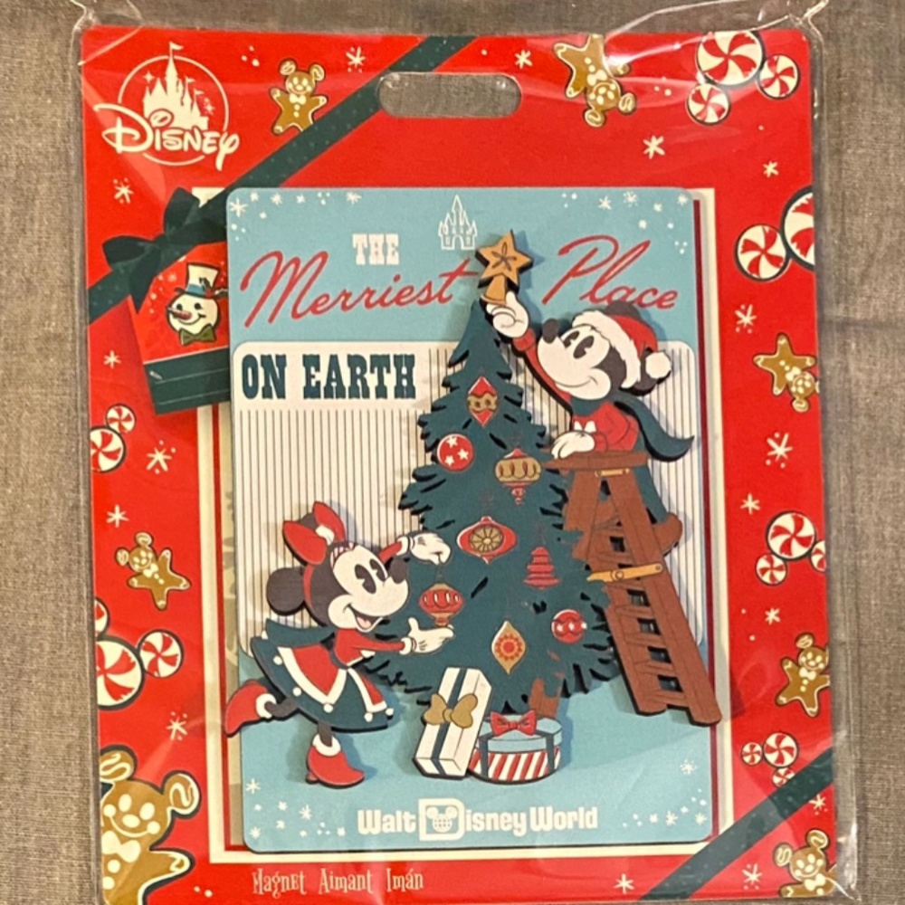 NEW Disney Parks World THE MERRIEST PLACE ON EARTH Christmas Holiday Magnet